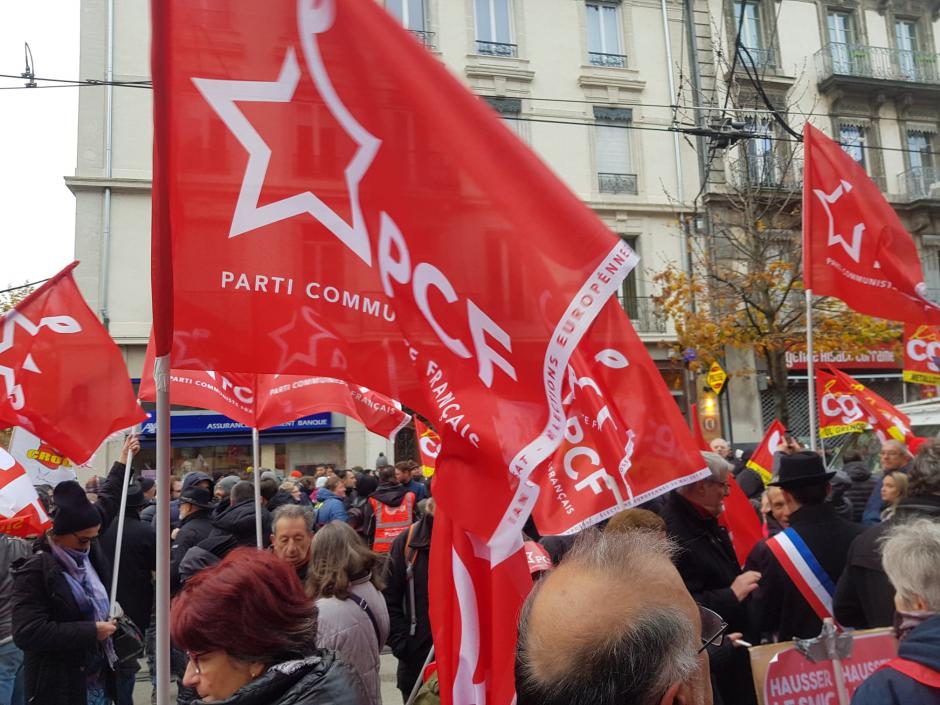 Photo manifestation à Grenoble, Isère, avec la fédération PCF Isère
